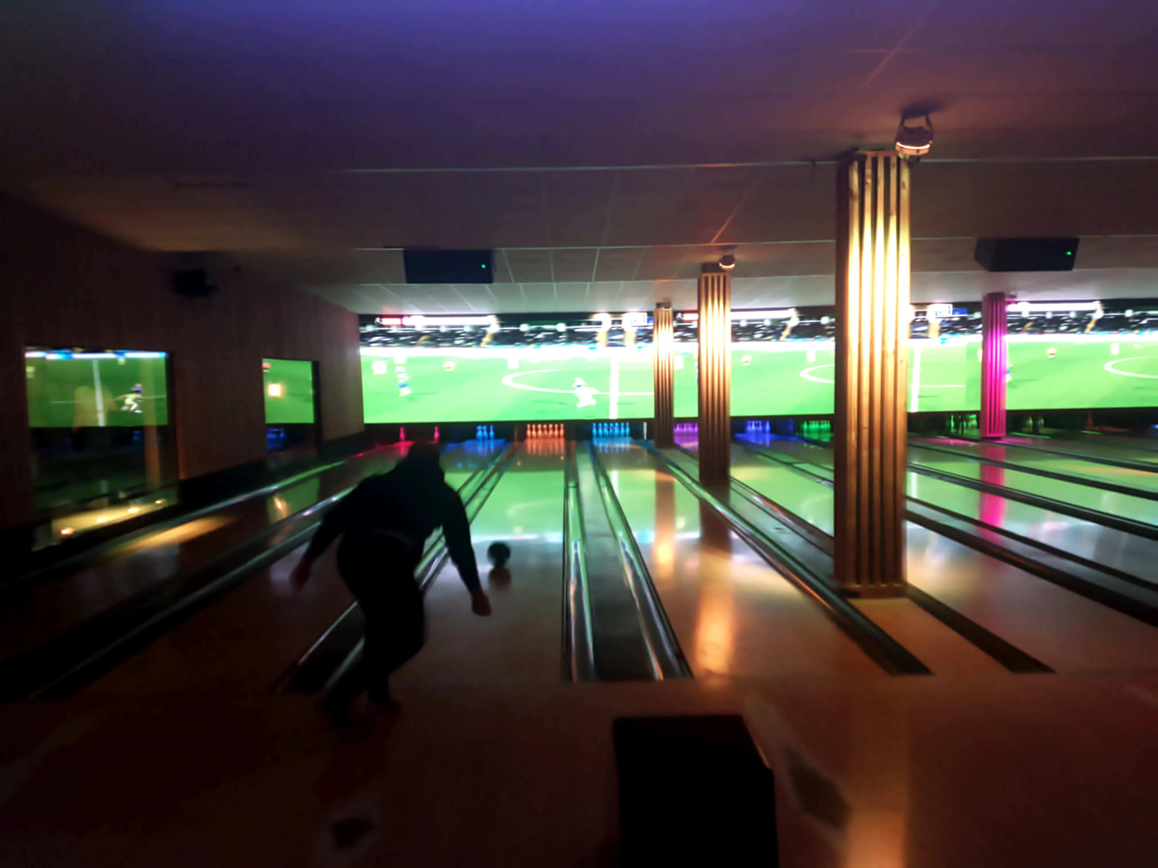 Die Bowlingbahn hat eine tolle Kulisse!